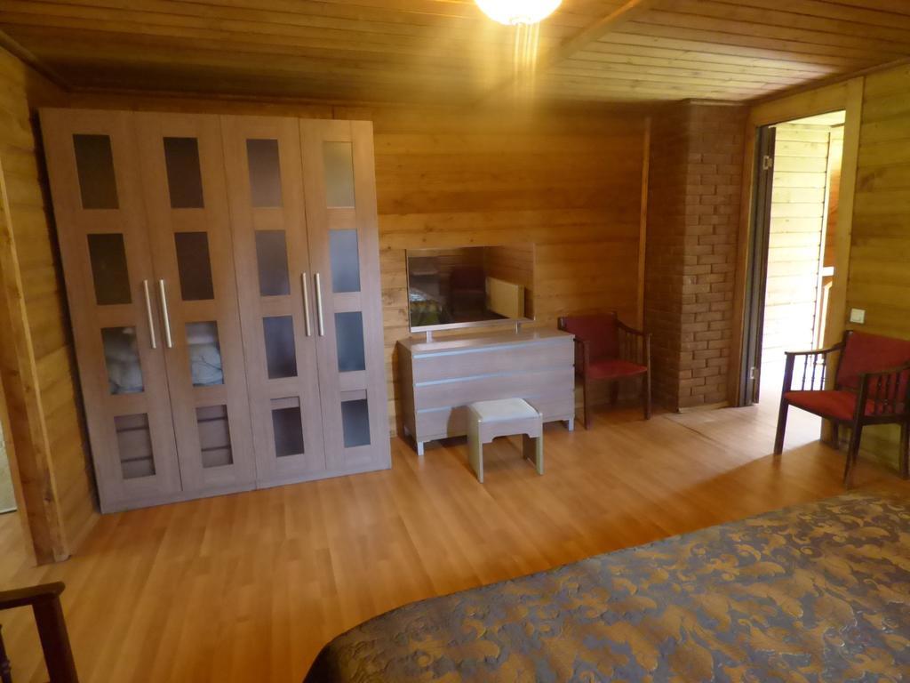 Hotel Hatsvali 메스티아 객실 사진