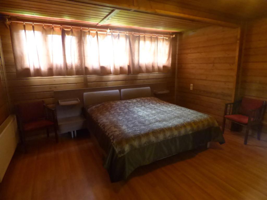 Hotel Hatsvali 메스티아 객실 사진
