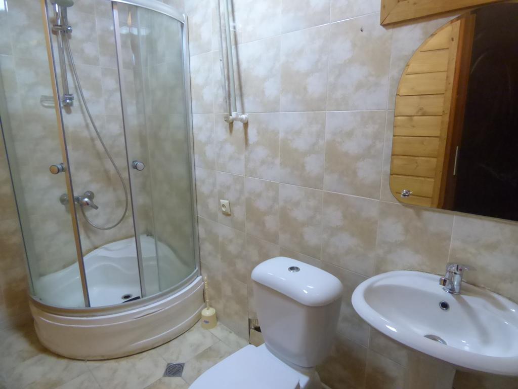 Hotel Hatsvali 메스티아 외부 사진
